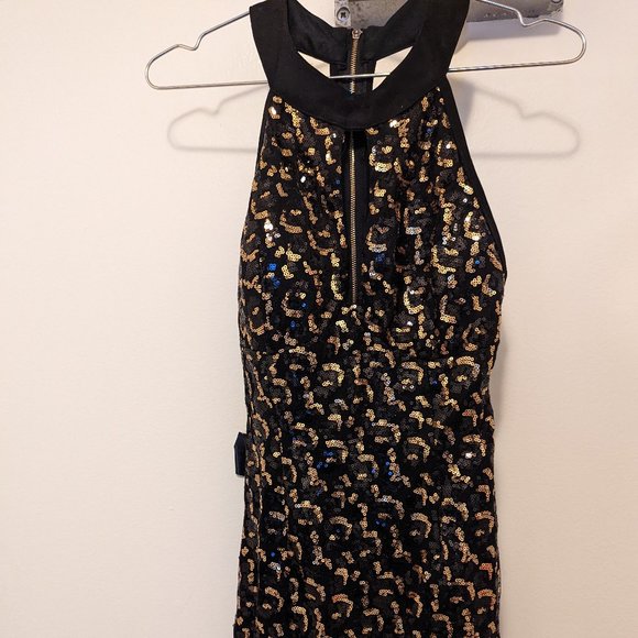 A'GACI Black/Gold Sequin Front Peephole Mini Dress - Picture 2 of 9